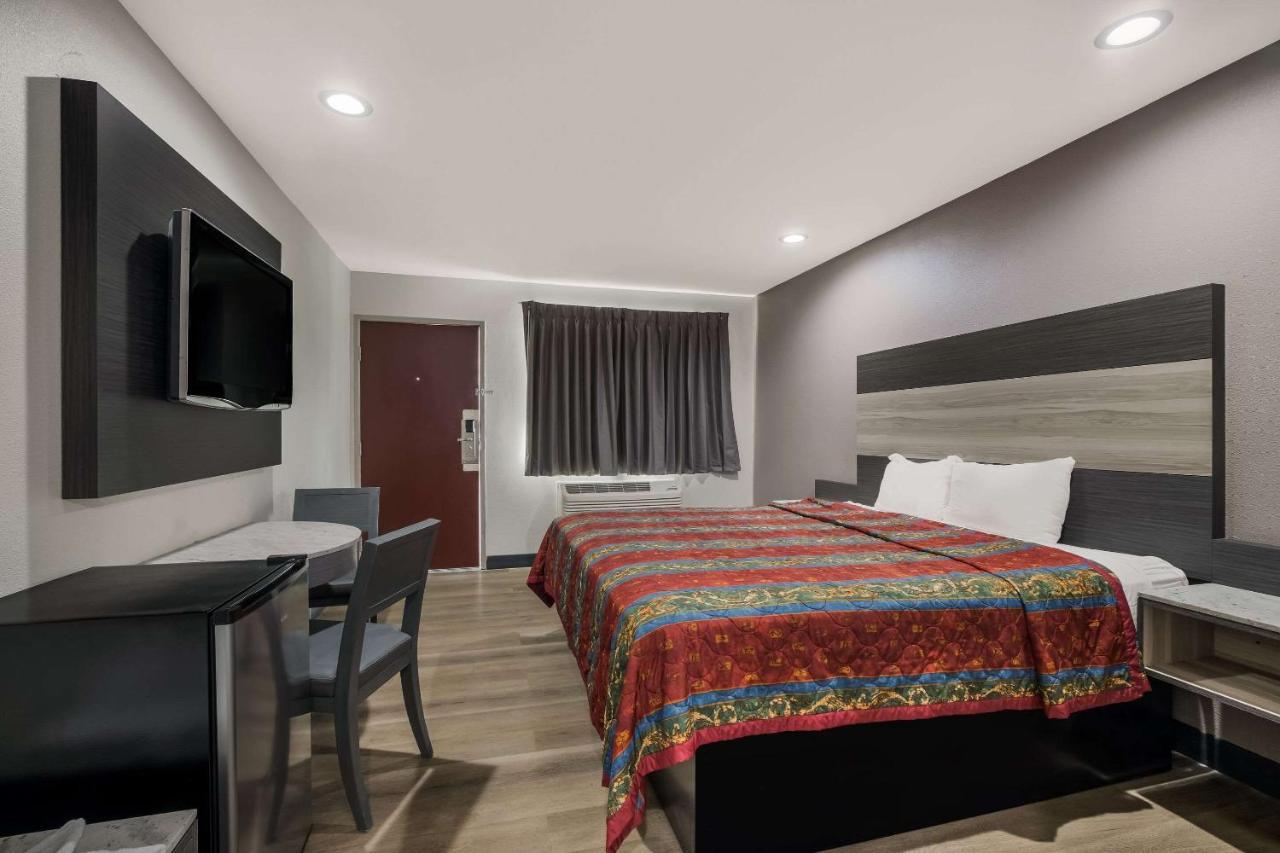 Rodeway Inn San Bernardino & Redlands Exteriér fotografie